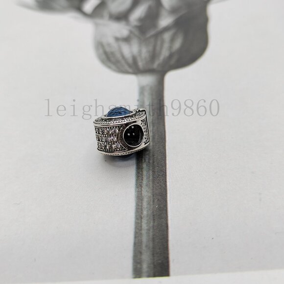 Pandora Sparkling Blue Crown O charm - Picture 2 of 6